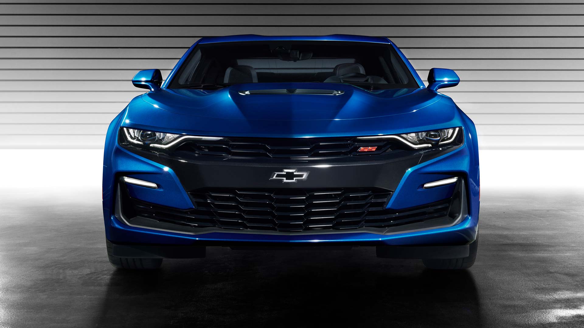 2019-Chevrolet-Camaro-SS_2