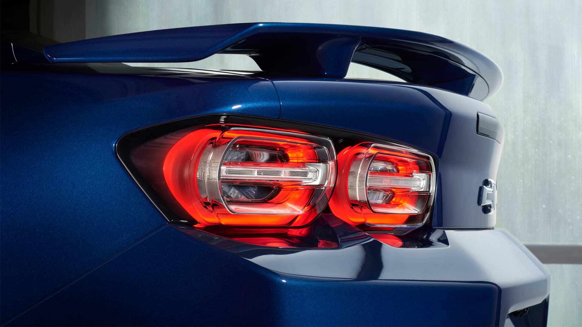 2019-Chevrolet-Camaro-SS_6