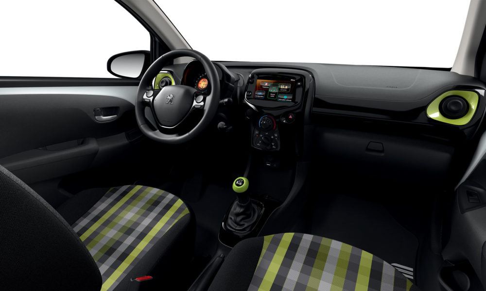 2018-Peugeot-108-interior_6