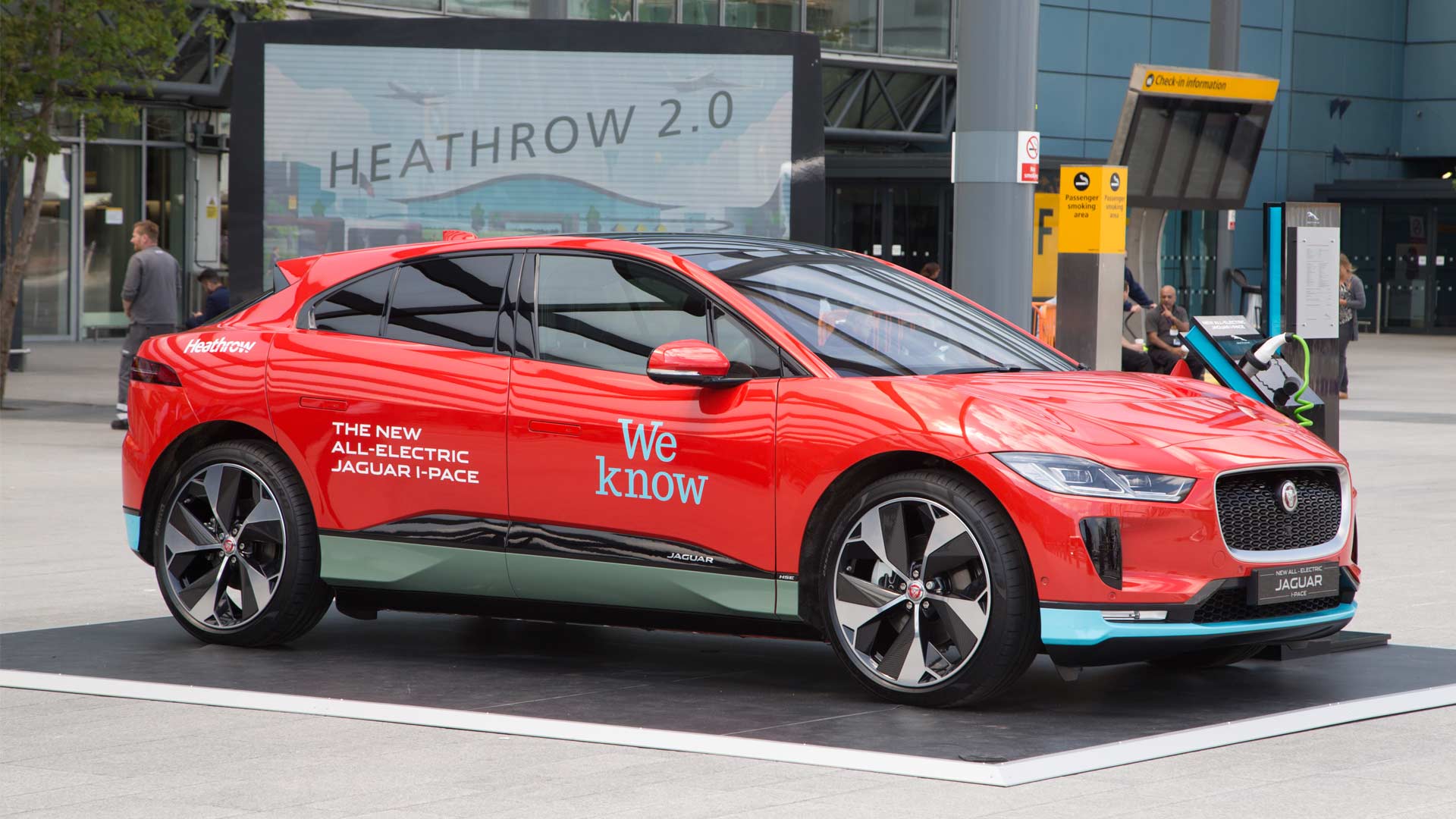 Jaguar-I-Pace luxury chauffeur service Heathrow Airport