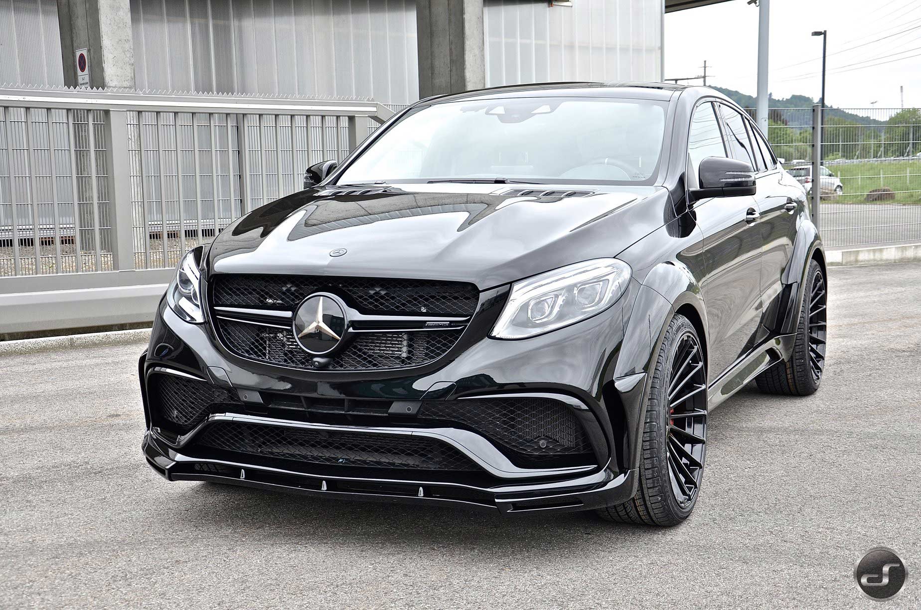 This Widebody Mercedes Amg Gle 63s Coupe Is Perfect For Batman Autodevot