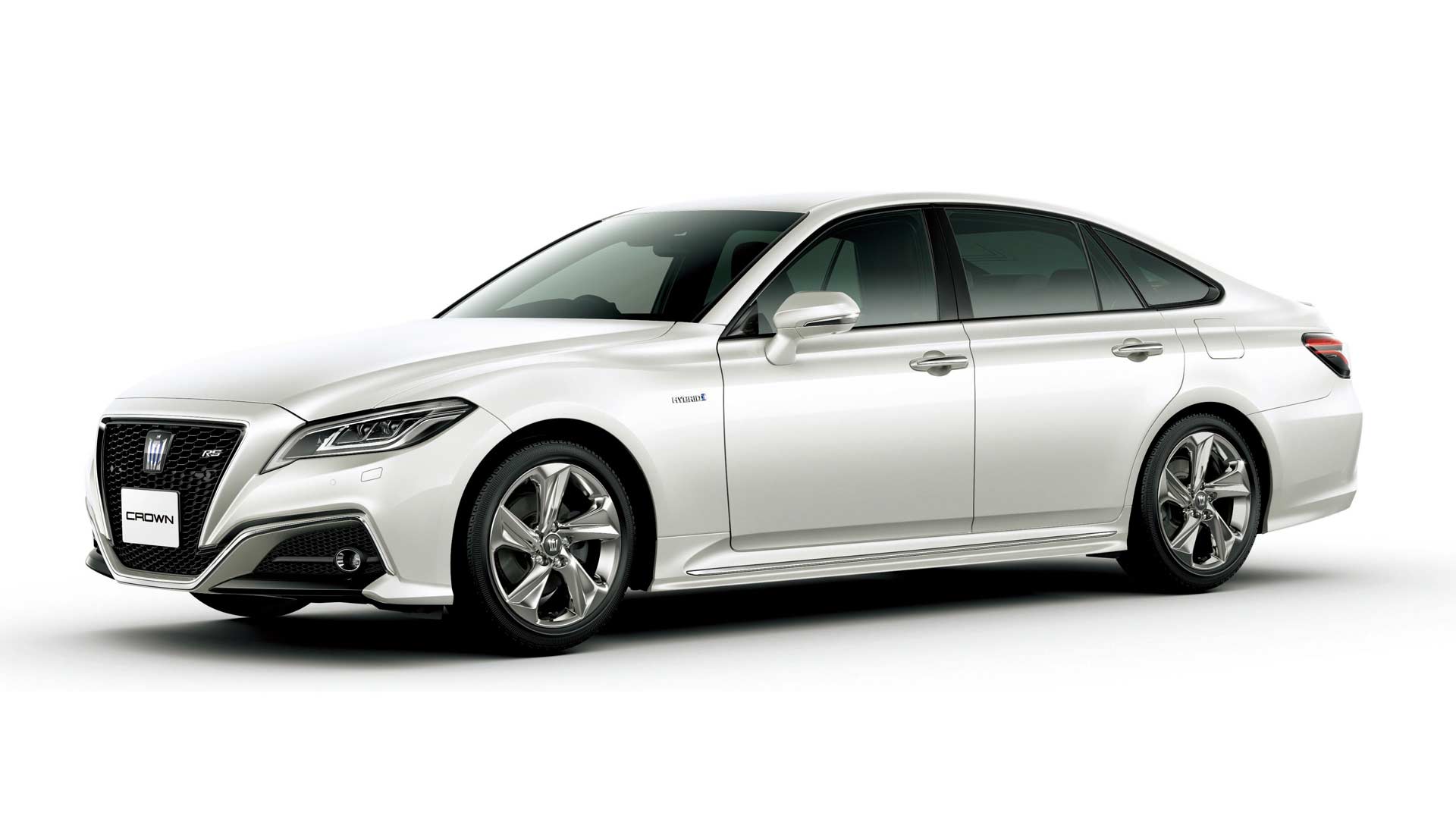 15th-generation-2018-Toyota-Crown-RS-Hybrid