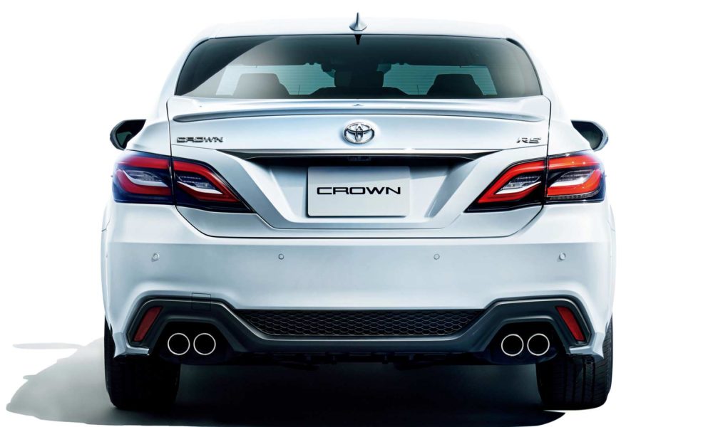 15th-generation-2018-Toyota-Crown-RS_4