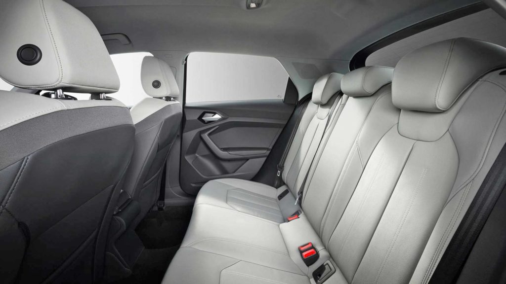 2019-Audi-A1-Sportback-interior_3