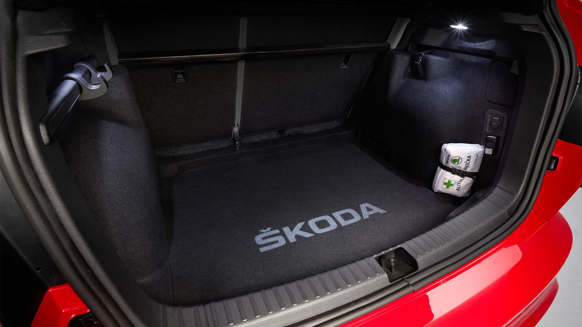 Skoda-Sunroq-interior_3