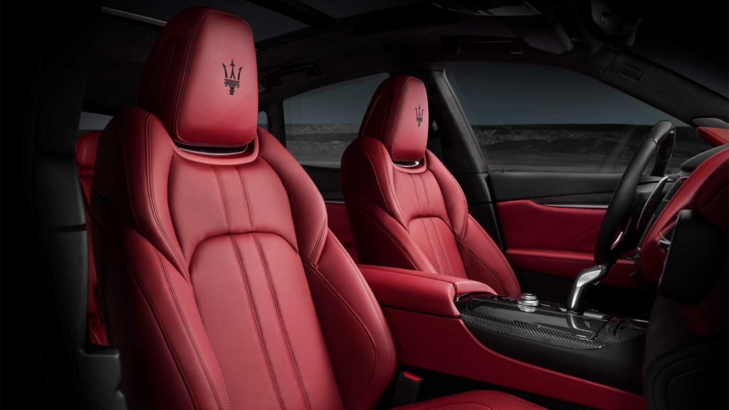 2019-Maserati-Levante-GTS-interior_2