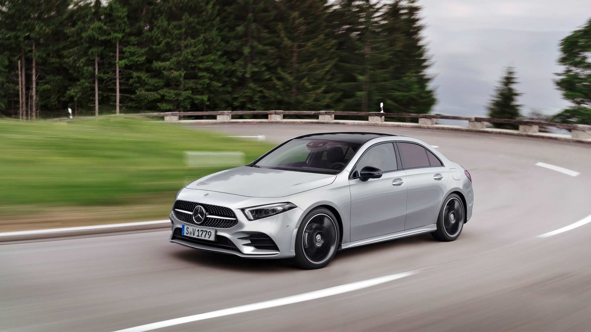 2019-Mercedes-Benz-A-Class-Sedan