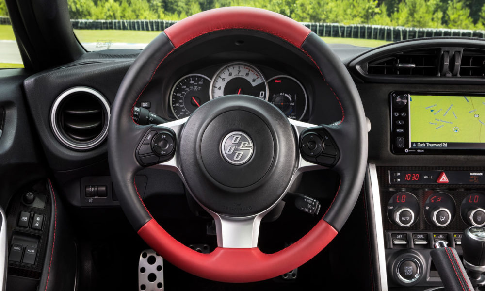 2019-Toyota-86-TRD-Special-Edition-interior_2