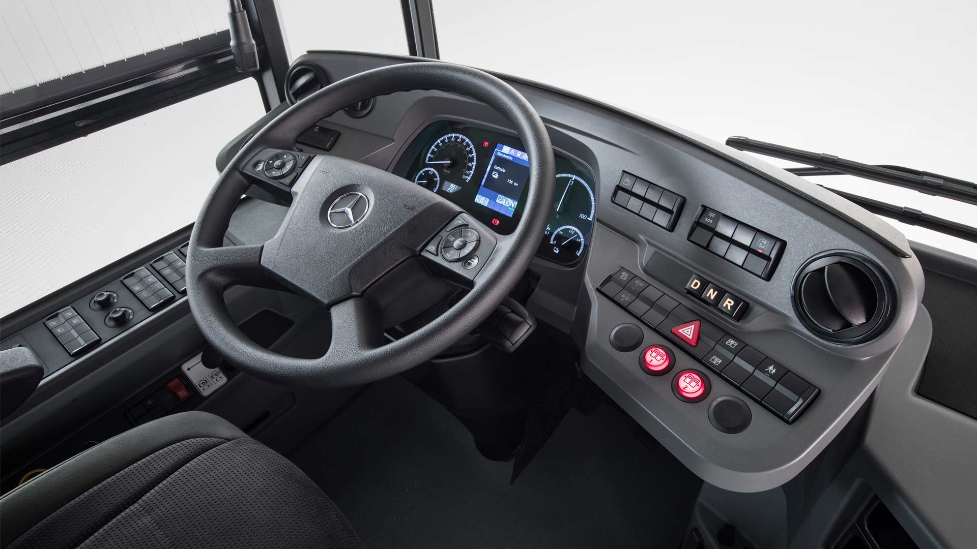 Mercedes-Benz-eCitaro-interior