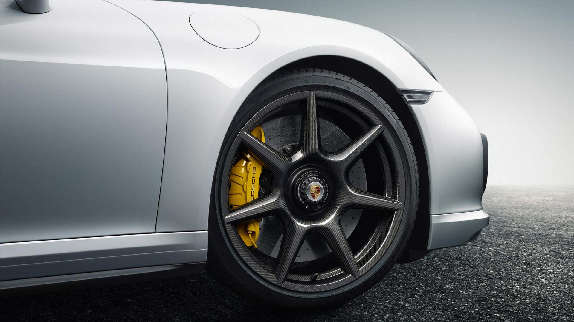 Porsche 911 Turbo 20-inch Braided Carbon wheels with central lock_2