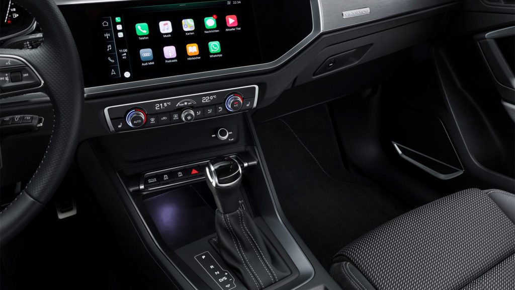 Second-Generation-2019-Audi-Q3-interior_2