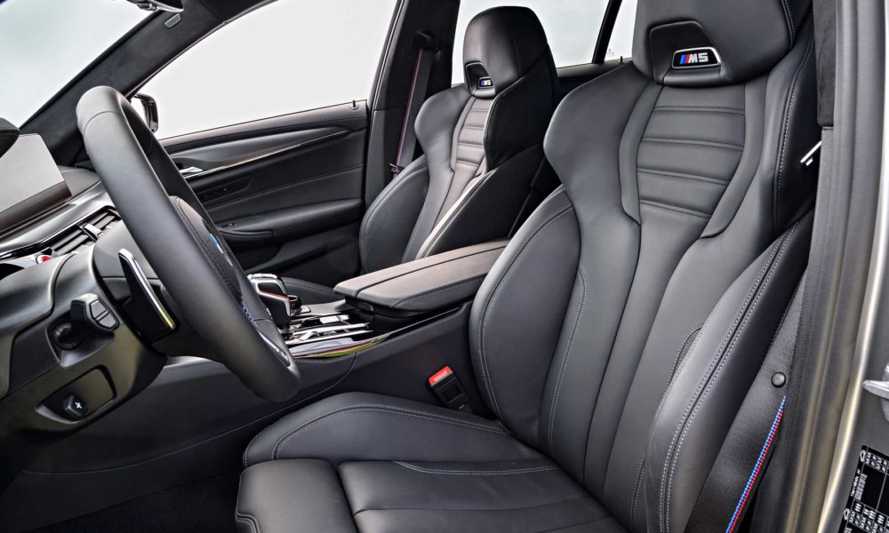 2018-BMW-M5-Competition-interior_2