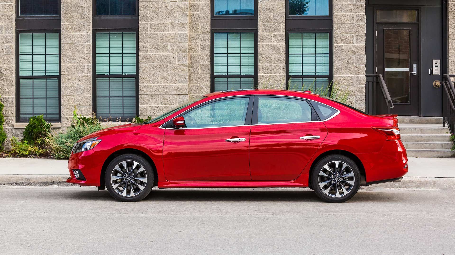 2019 Nissan Sentra SR Turbo_2