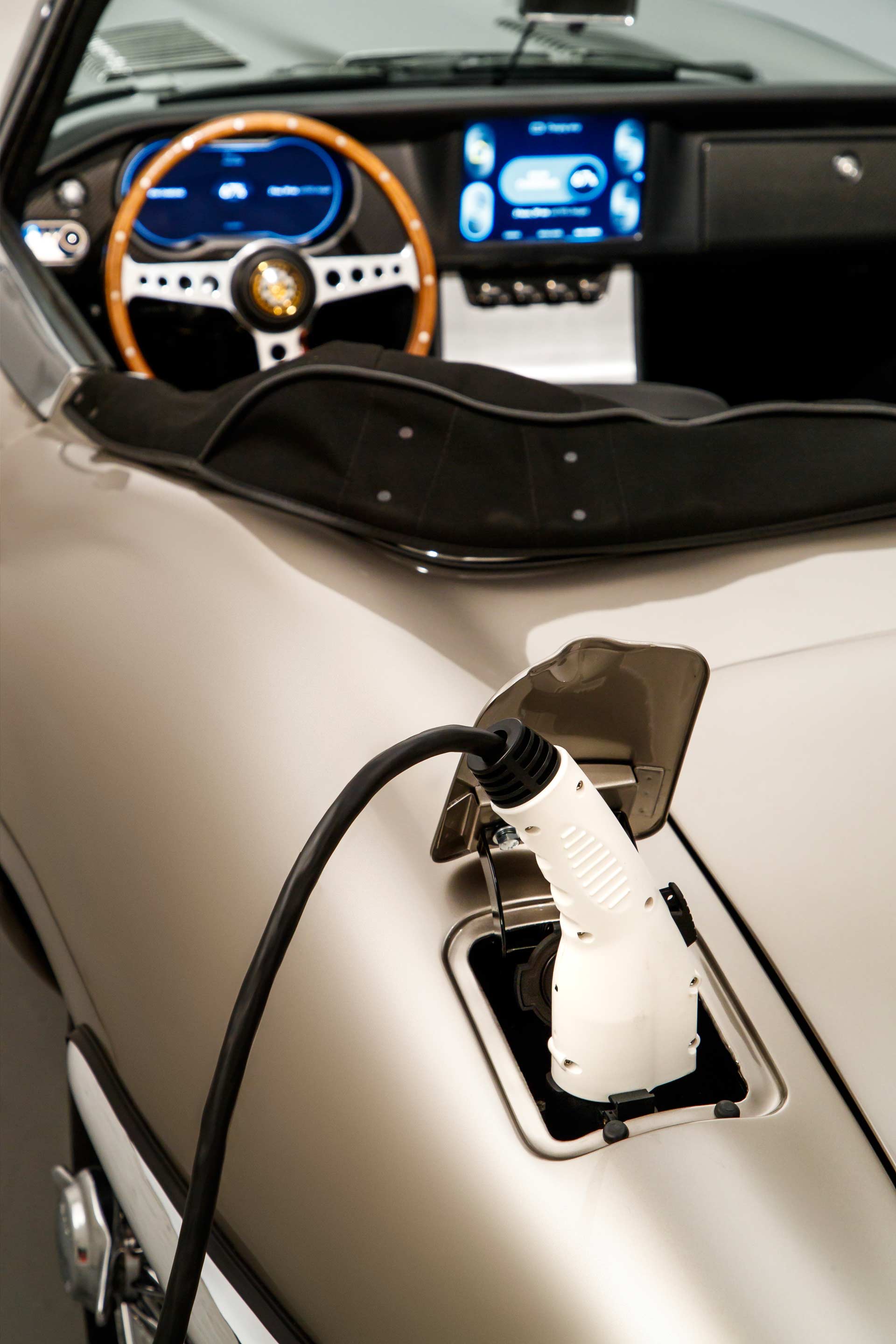 2020 Jaguar E-Type Zero Classic electric - charging port