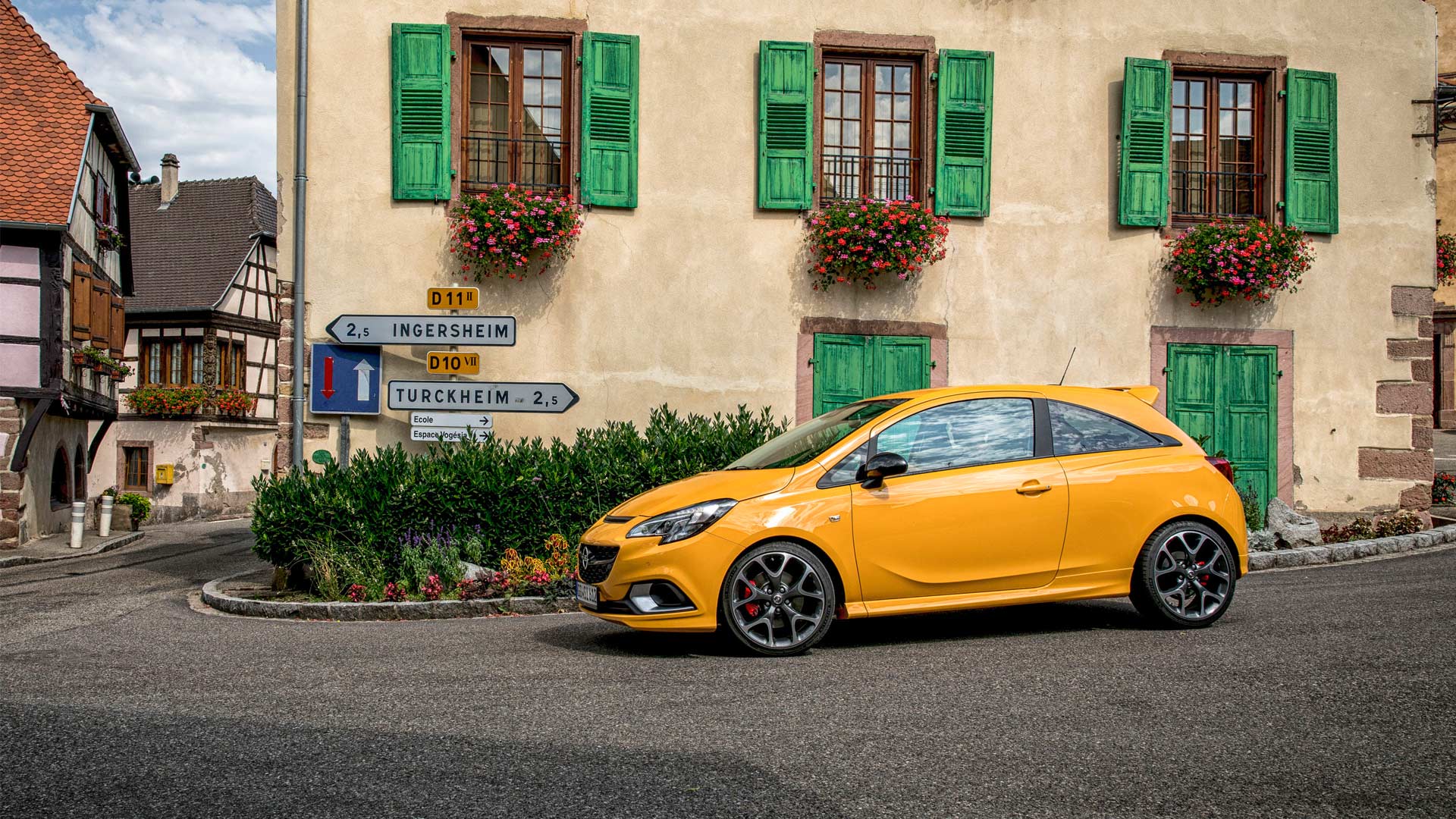 2018-Opel-Corsa-GSi_6