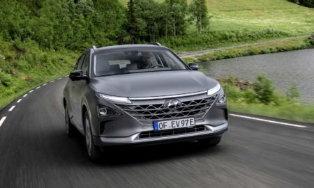 2019-Hyundai-Nexo-fuel-cell-SUV