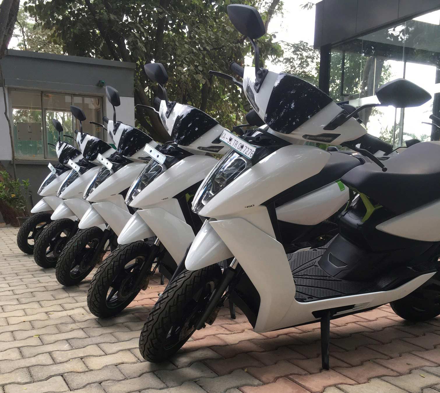 First-Ather-450-electric-scooters-delivery-Bengaluru_3