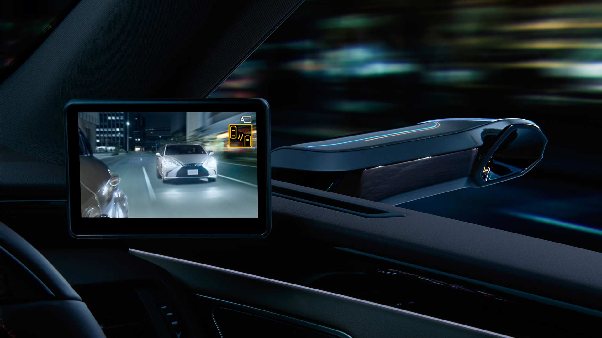 Lexus Digital Side-View Monitor 2019 ES 300h Interior_4