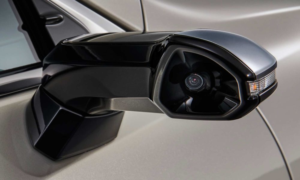 Lexus Digital Side-View Monitor 2019 ES 300h_3