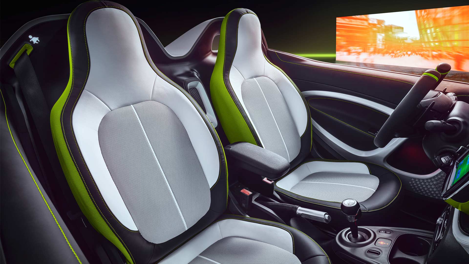 Mercedes-Benz-smart-forease-Interior_3