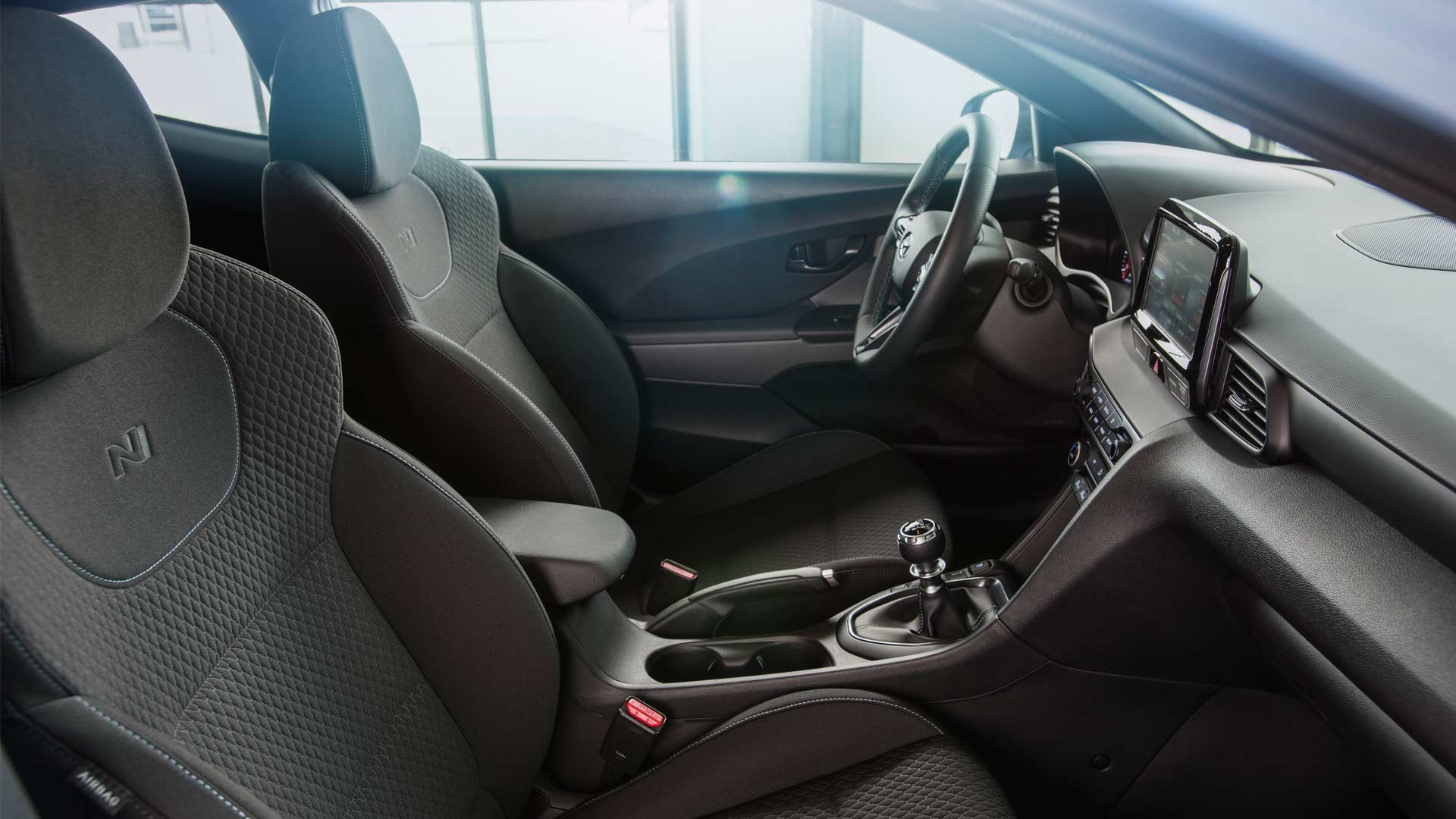 2019-Hyundai-Veloster-N-Interior_3