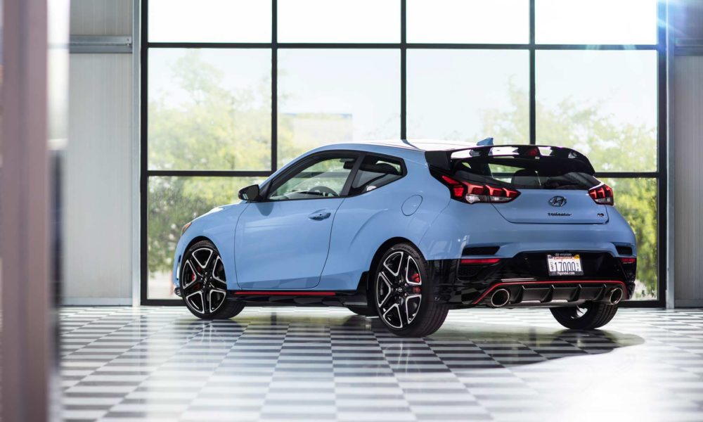 2019-Hyundai-Veloster-N_6