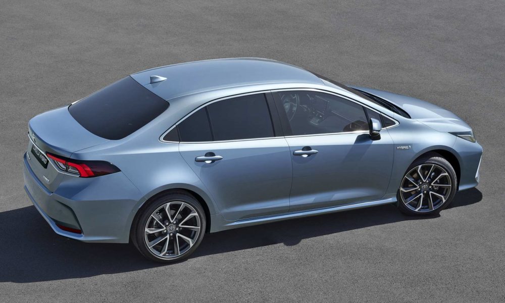 2019-12th-generation-Corolla-Sedan_3