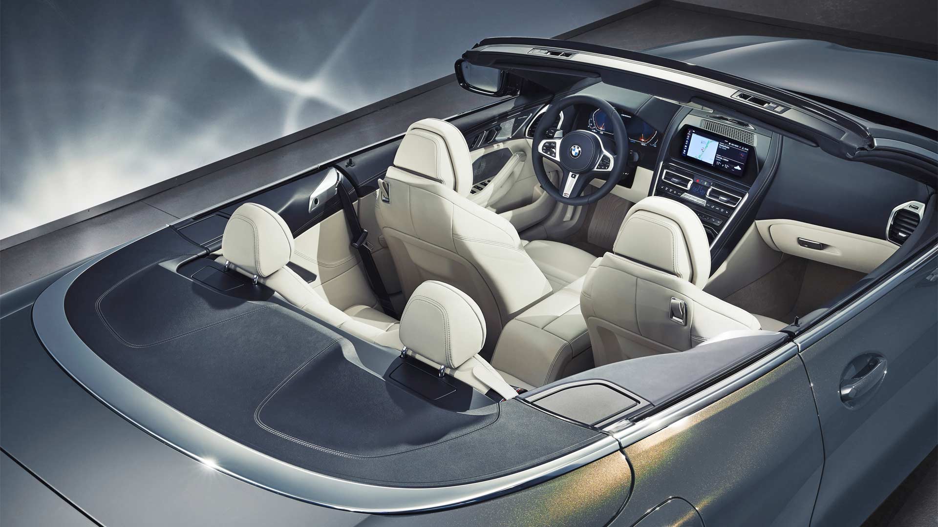 2019-BMW-8-Series-Convertible-Interior_5