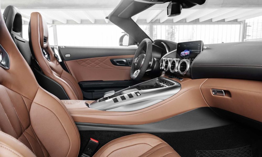 2019-Mercedes-AMG-GT-C-Roadster-Interior