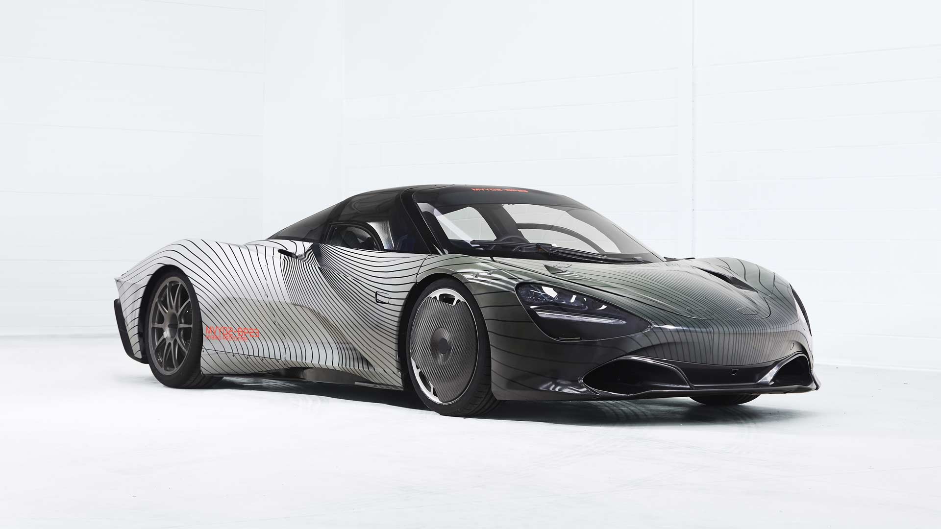 McLaren-Speedtail-road-testing