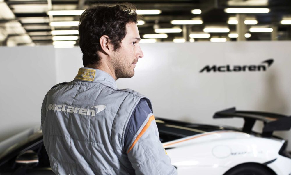 McLaren-and-Sparco-world's-lightest-FIA-certified-race-suit_2
