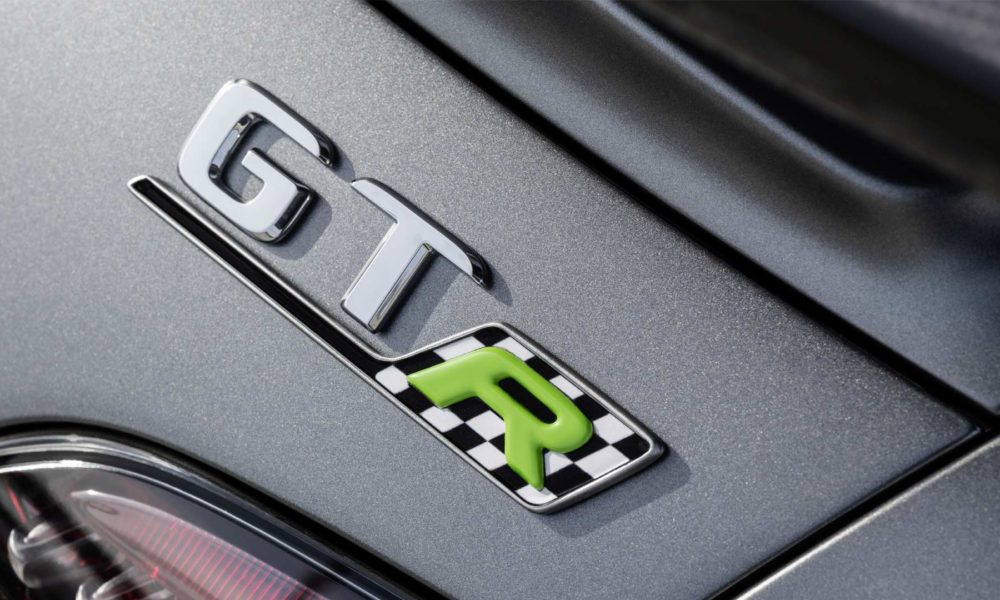 Mercedes-AMG-GTR-Pro_7
