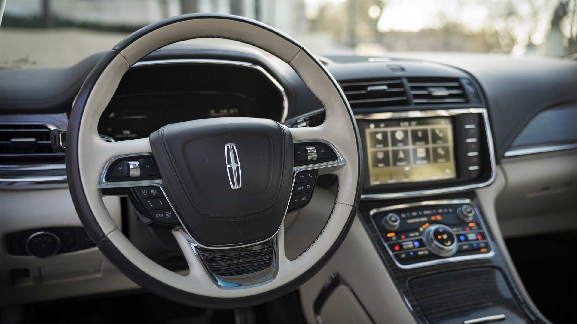 80th-Anniversary-Coach-Door-Lincoln-Continental-interior_2