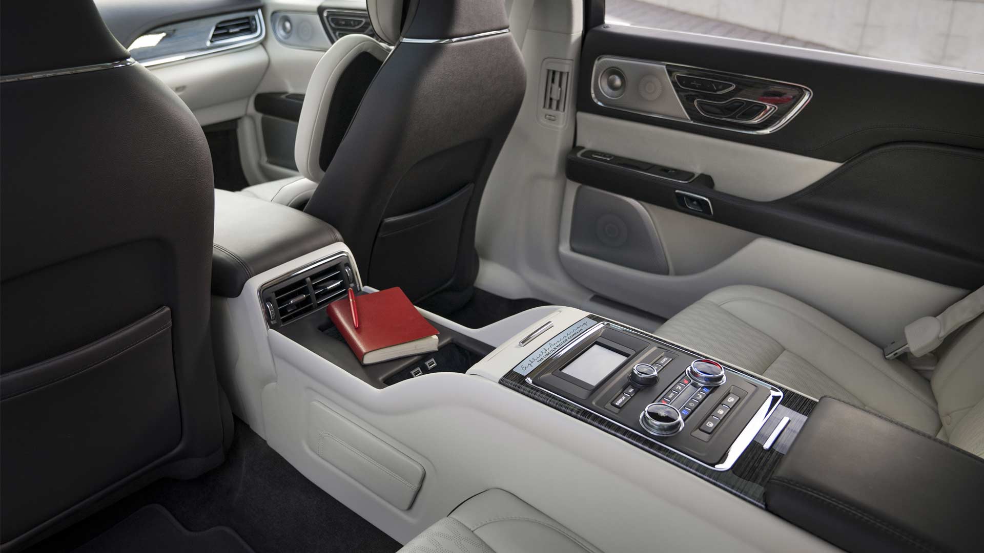 80th-Anniversary-Coach-Door-Lincoln-Continental-interior_3