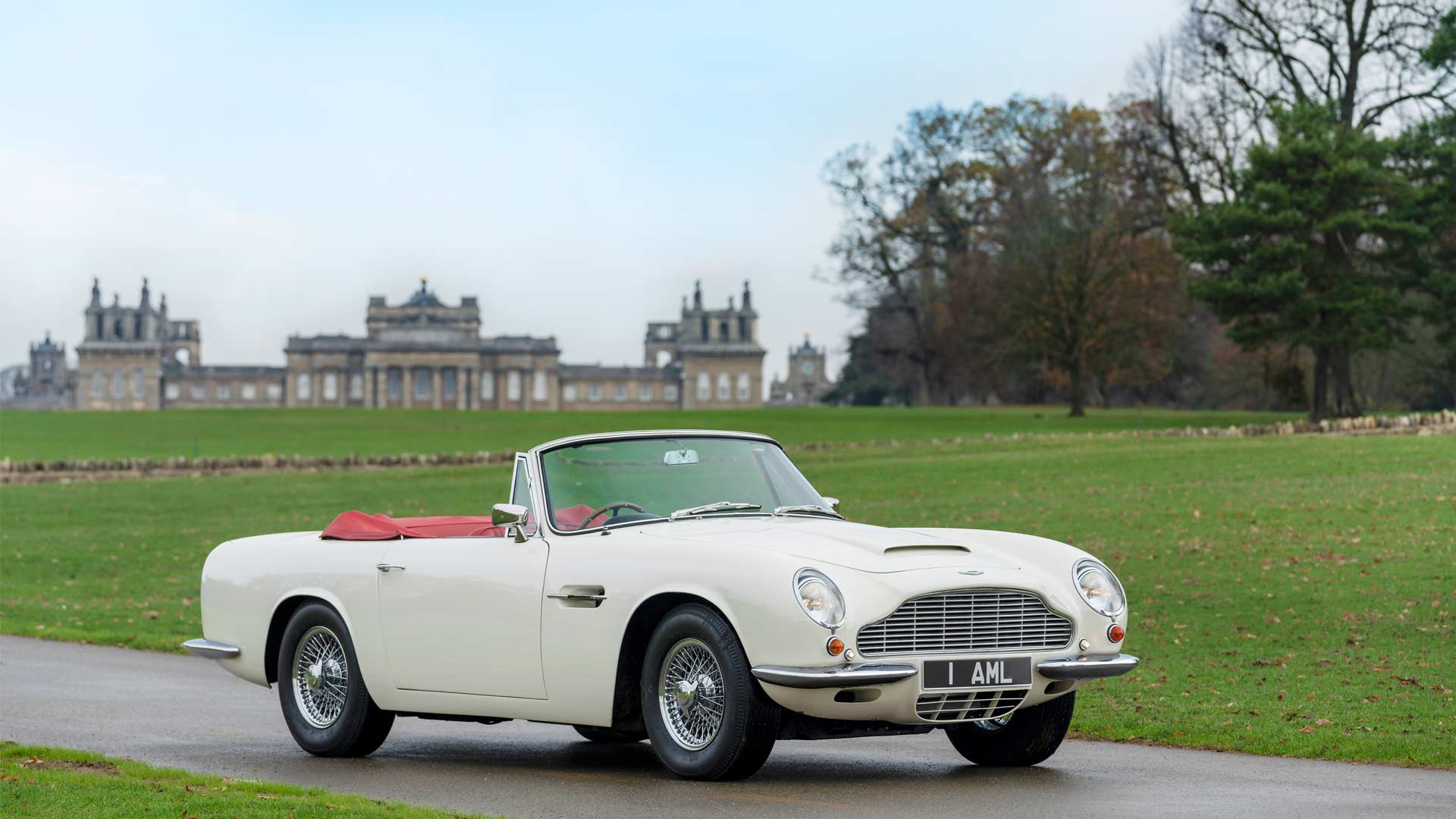 Aston-Martin-1970 DB6 MkII Volante-EV-Conversion_7