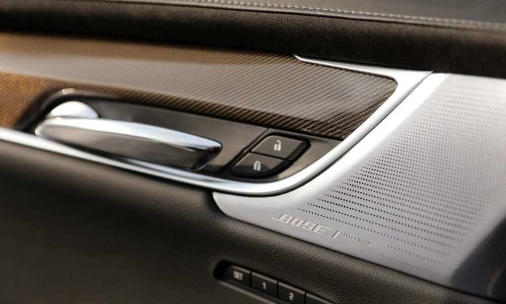 2020-Cadillac-XT6-Sport-Interior_2