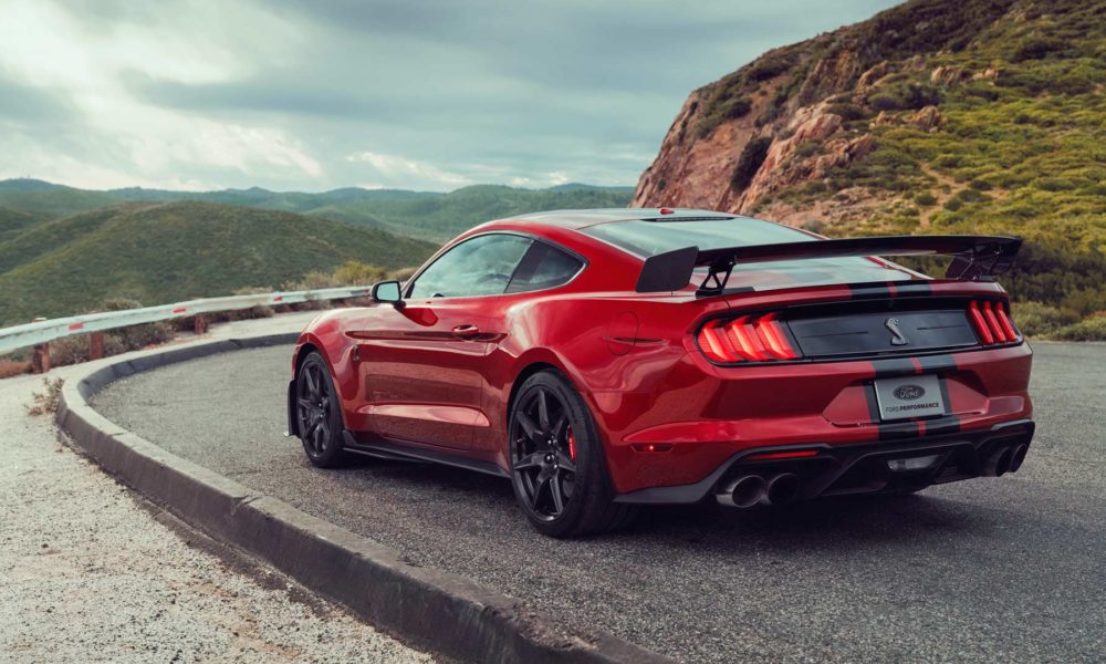 2020-Shelby-GT500-Carbon-Fiber-Track-Package_6