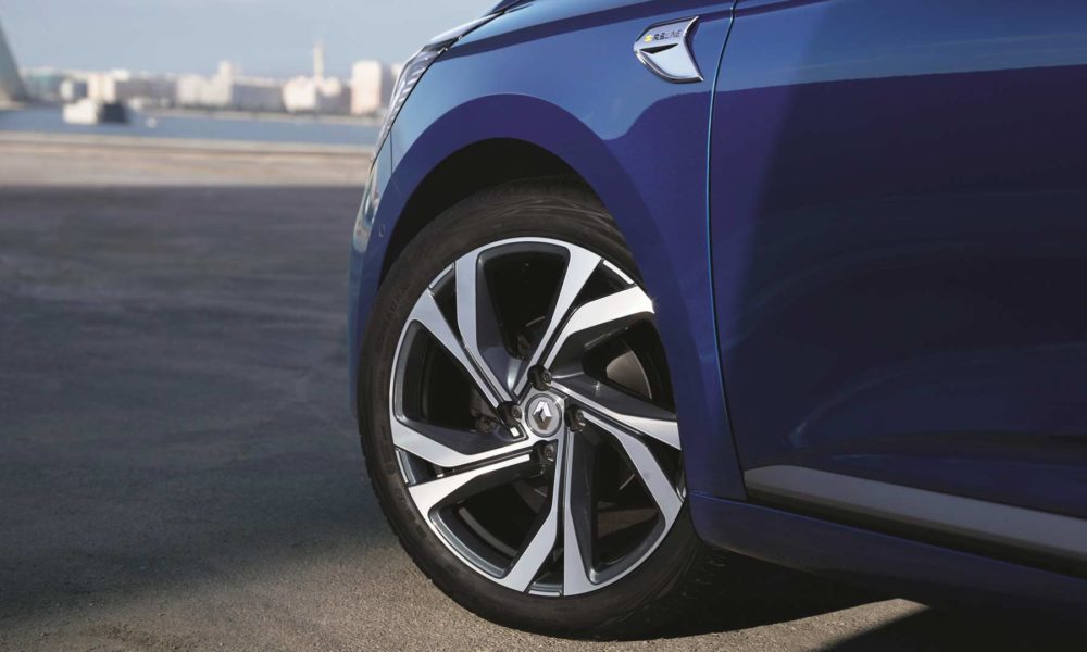 5th-generation-2019-Renault-Clio-RS-Line-Wheels