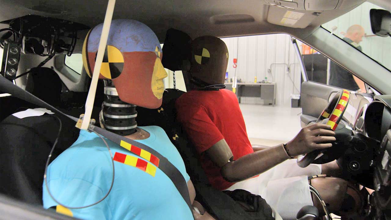 Hyundai-multi-collision-airbag-system