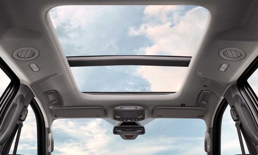 2019-Ford-Endeavor-facelift-Interior_4