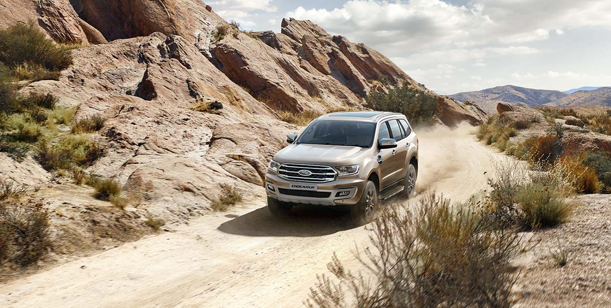 2019-Ford-Endeavor-facelift_2