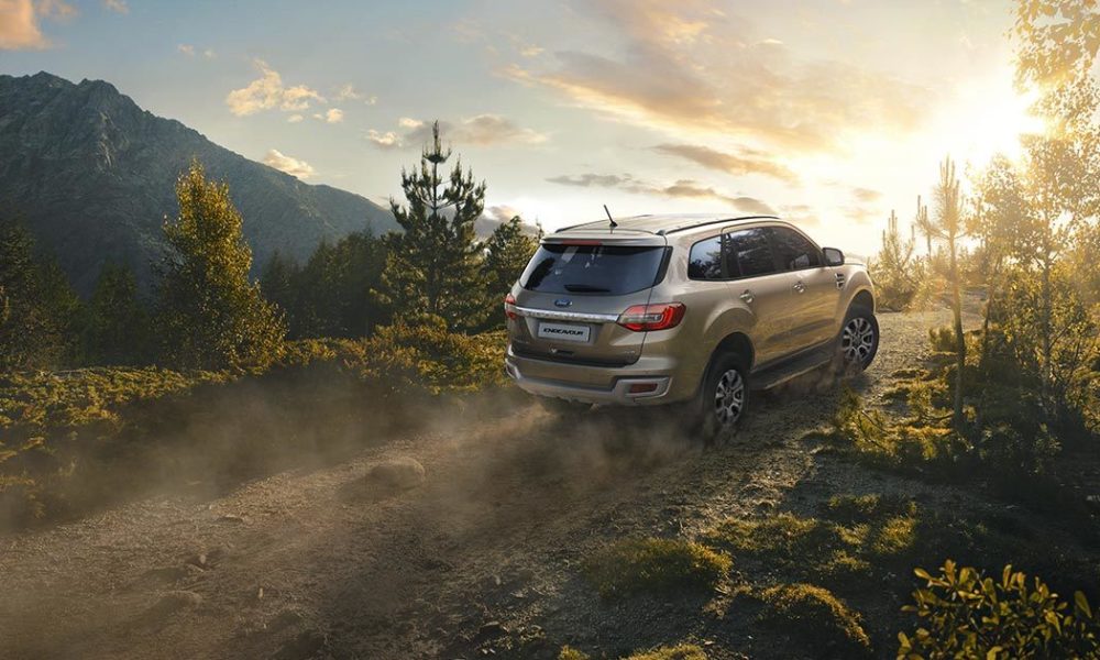 2019-Ford-Endeavor-facelift_3