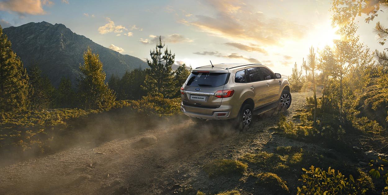 2019-Ford-Endeavor-facelift_3