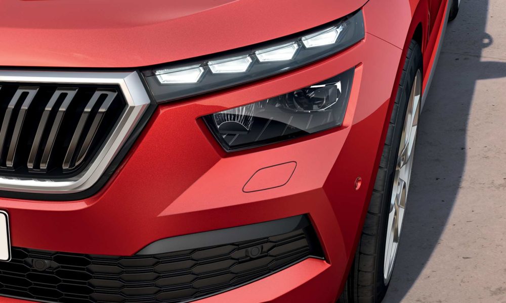 2019-Skoda-Kamiq-Headlights