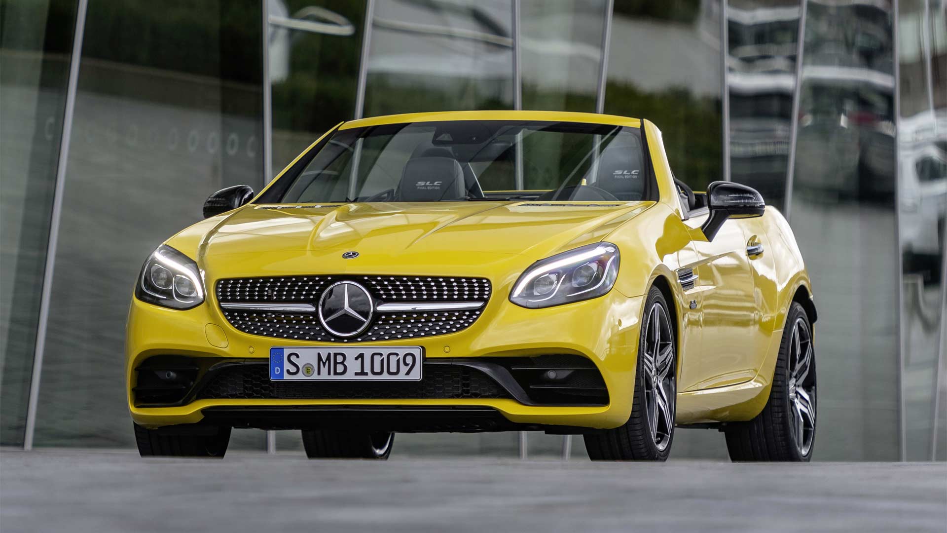 Mercedes-AMG-SLC-Final-Edition_2