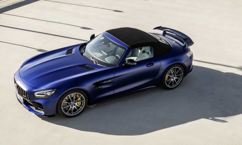 2019-Mercedes-AMG-GT-R-Roadster_3