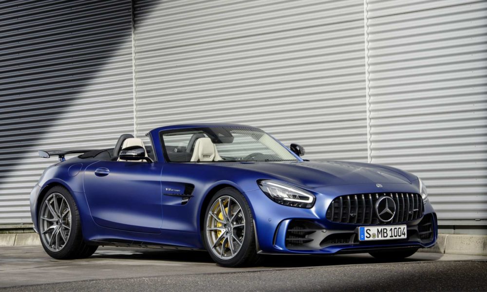 2019-Mercedes-AMG-GT-R-Roadster_4