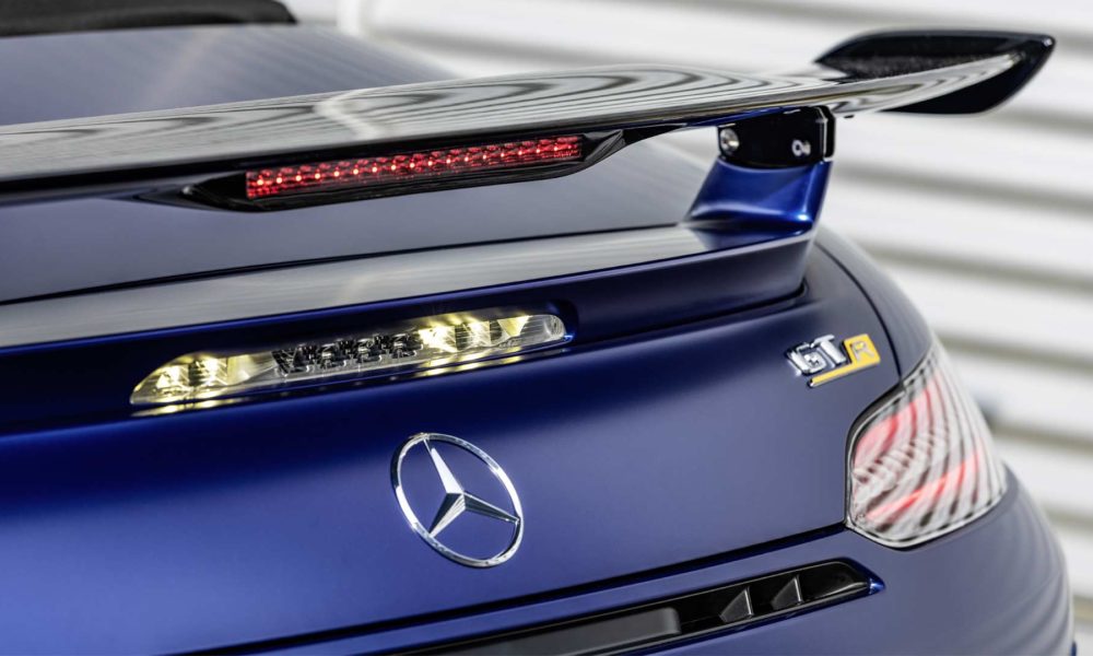 2019-Mercedes-AMG-GT-R-Roadster_6
