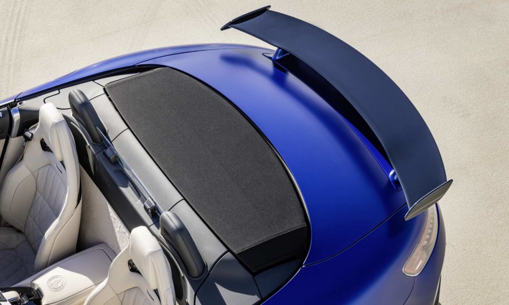 2019-Mercedes-AMG-GT-R-Roadster_7