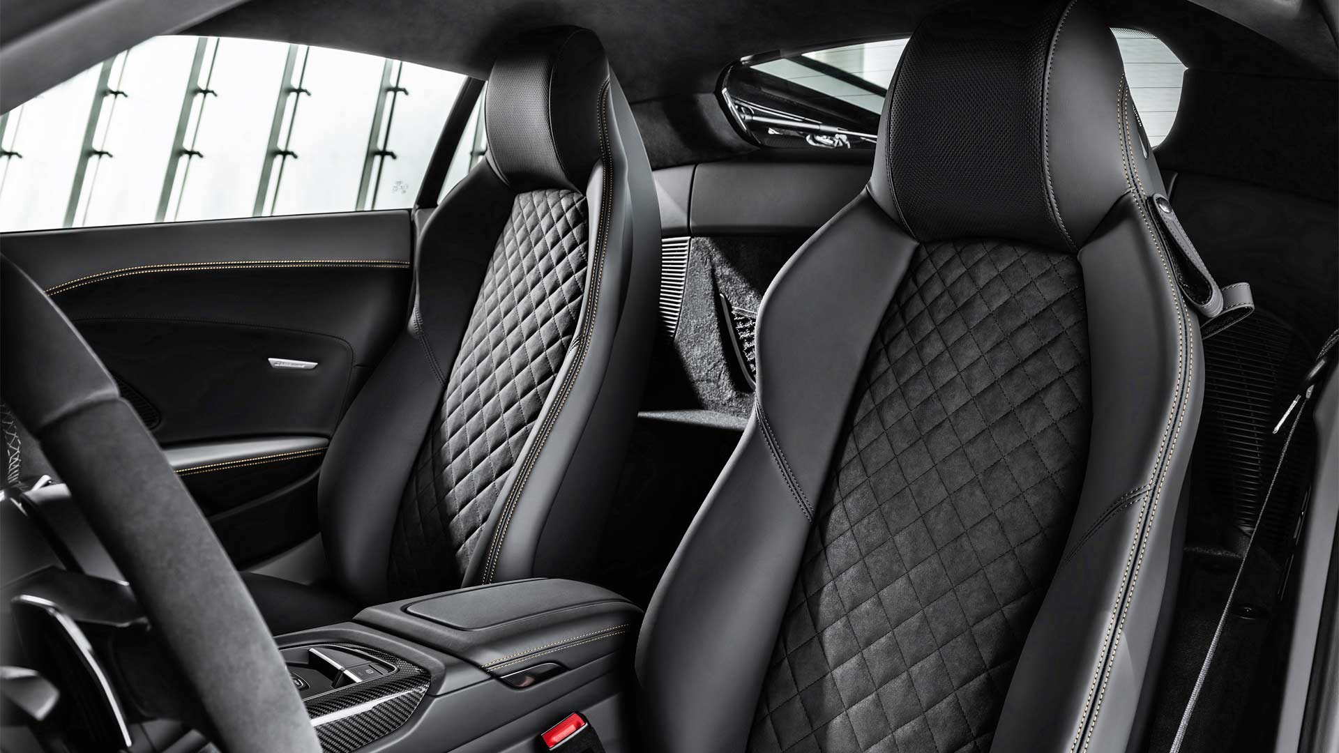 Audi-R8-V10-Decennium-Interior_5